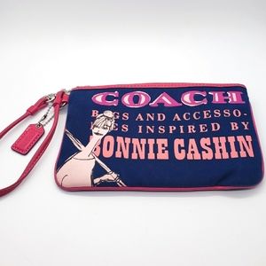 COACH LARGE WRISTLET